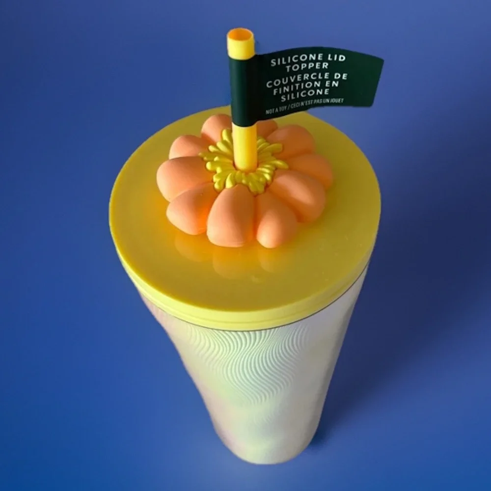 Starbucks Swirl Cold Cup with Flower‎ Charm 24oz Summer 2025 New